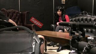 JAV – FC2-PPV-1338451 カメラマンも反射で手が出てしまうほど可愛い・・・。